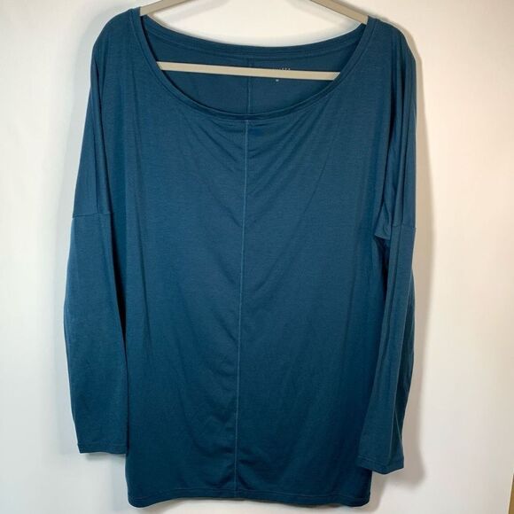 Athleta Bat Wing Top Size Medium - Picture 1 of 7